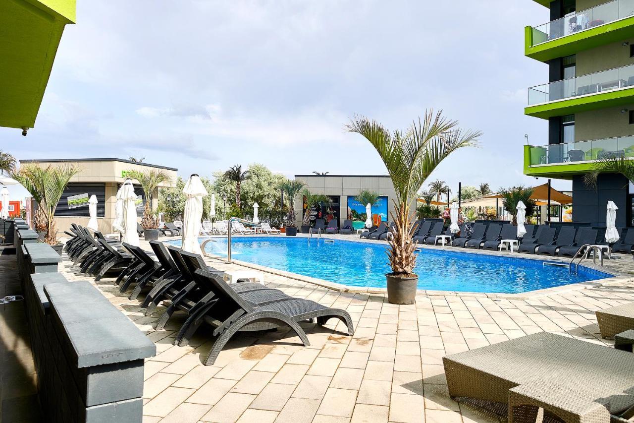 Blu Sea View Apartment - Spa Pools Beach Resort Мамая Экстерьер фото